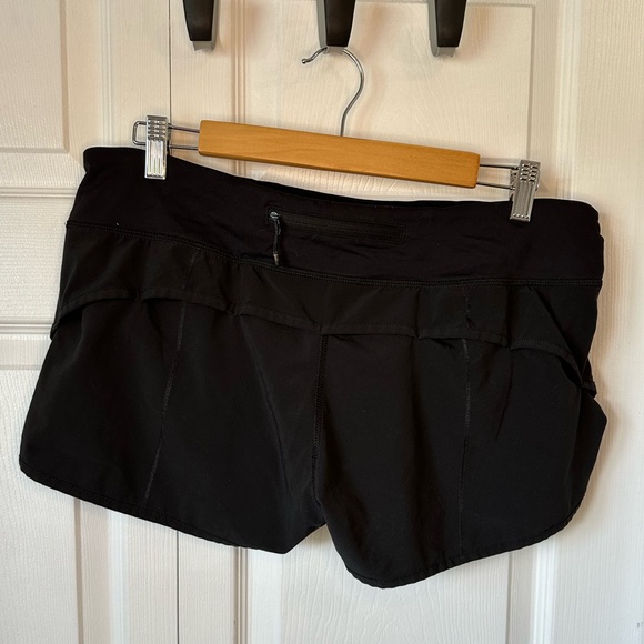 Lululemon Speed Up Short 2.5” inseam sz.10 - Picture 7 of 9